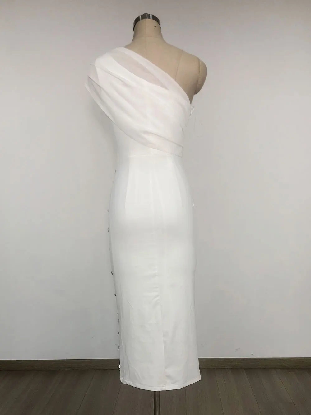 Sexy Women Light Luxury Nail Bead Dress with Slant Neck and Sleeveless Bodycon Flute Patchwork Dress Evening Party Vestidos
