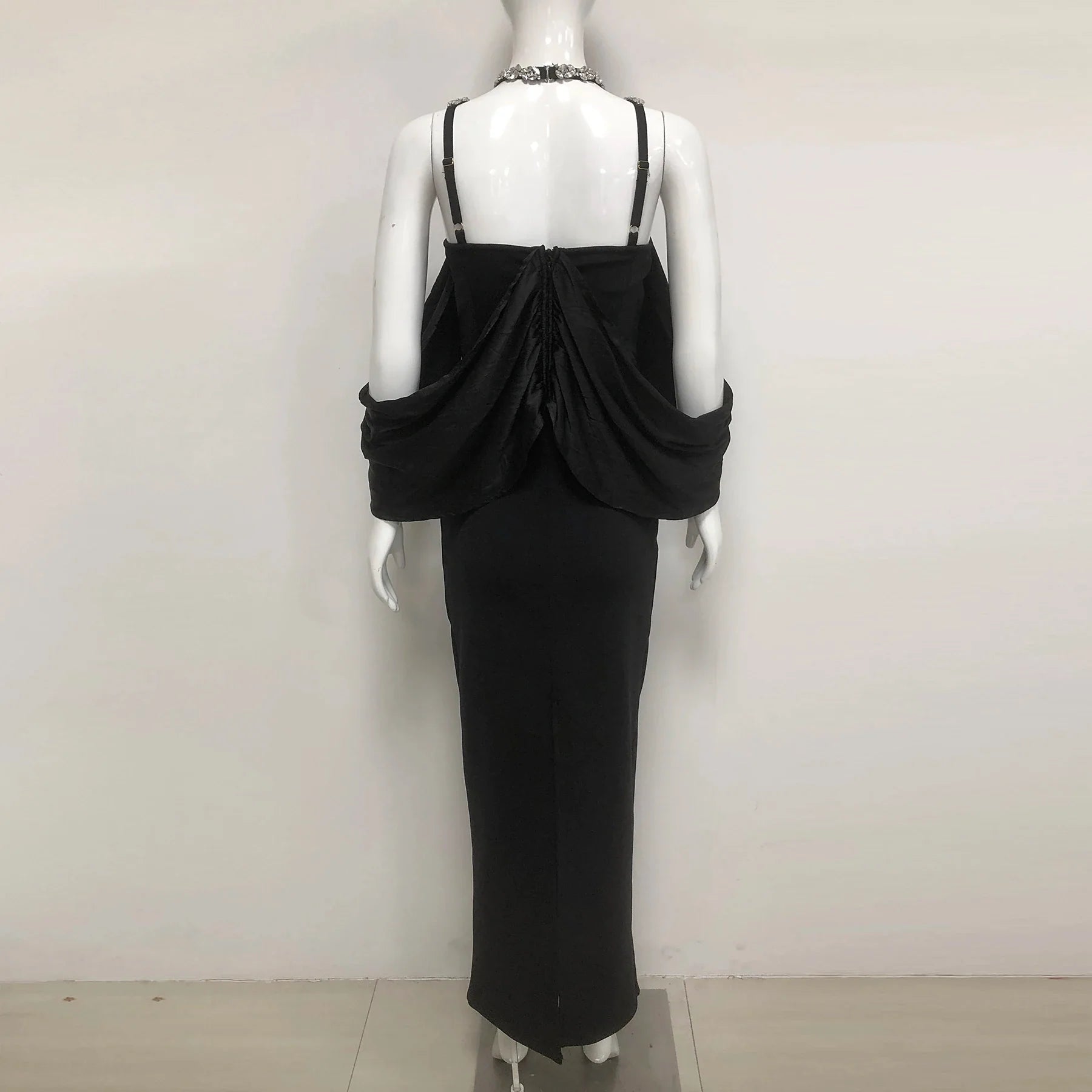 New Women Celebrity Sexy Key Hole Beading Diamonds Pink Maxi Long Bodycon Bandage Dress Elegant Evening Club Party Dress