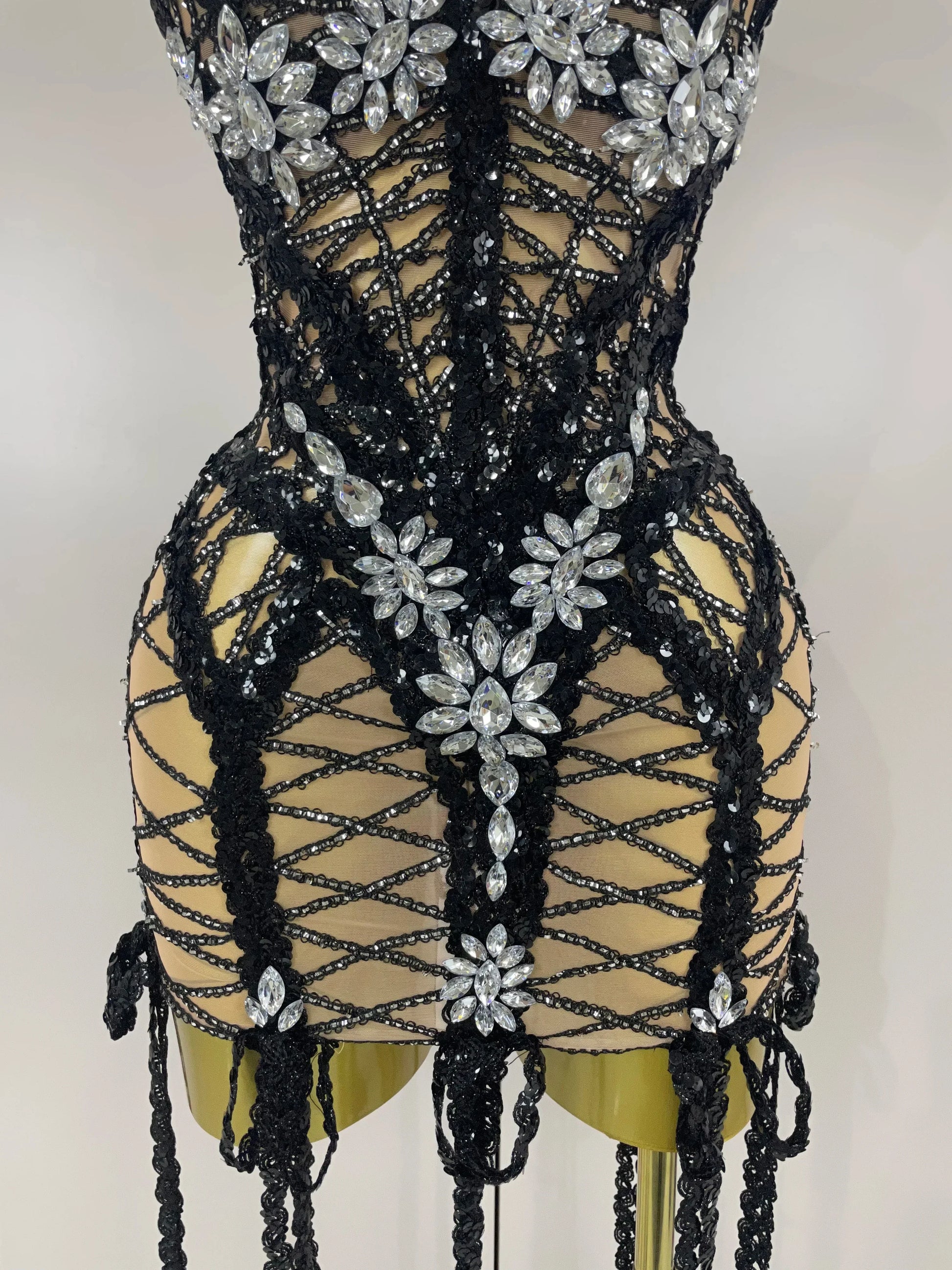 Sparkle Sequins Embroider Diamonds Sleeveless Long Tassel Mini Dress Women Celebrate Evening Birthday Dress Stage Costume