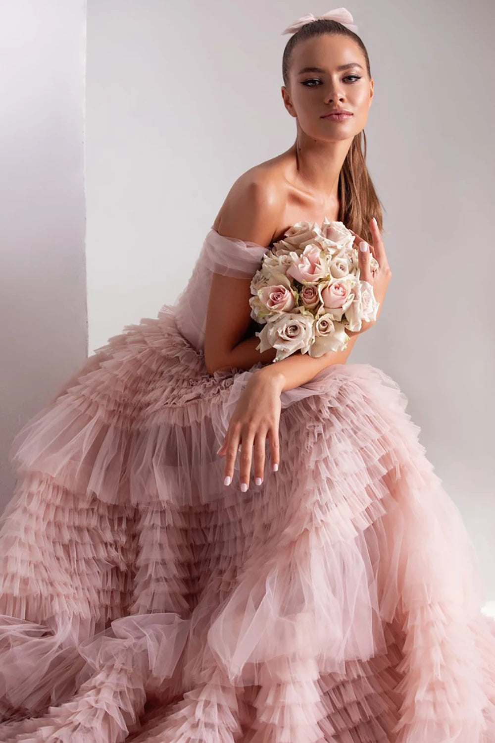 Light Pink Ball Gown Evening Dress Sweet Tulle Sweep Train Prom Dress Off Shoulder Party Dress فساتين مناسبة رسمية