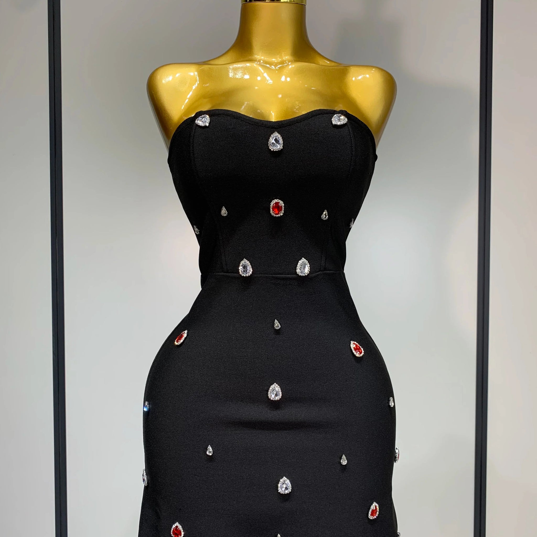 Women Sexy Strapless Colorful Crystal Bodycon Mini Bandage Dress New Spring Elegant Party Celebrate Birthday Outfit black