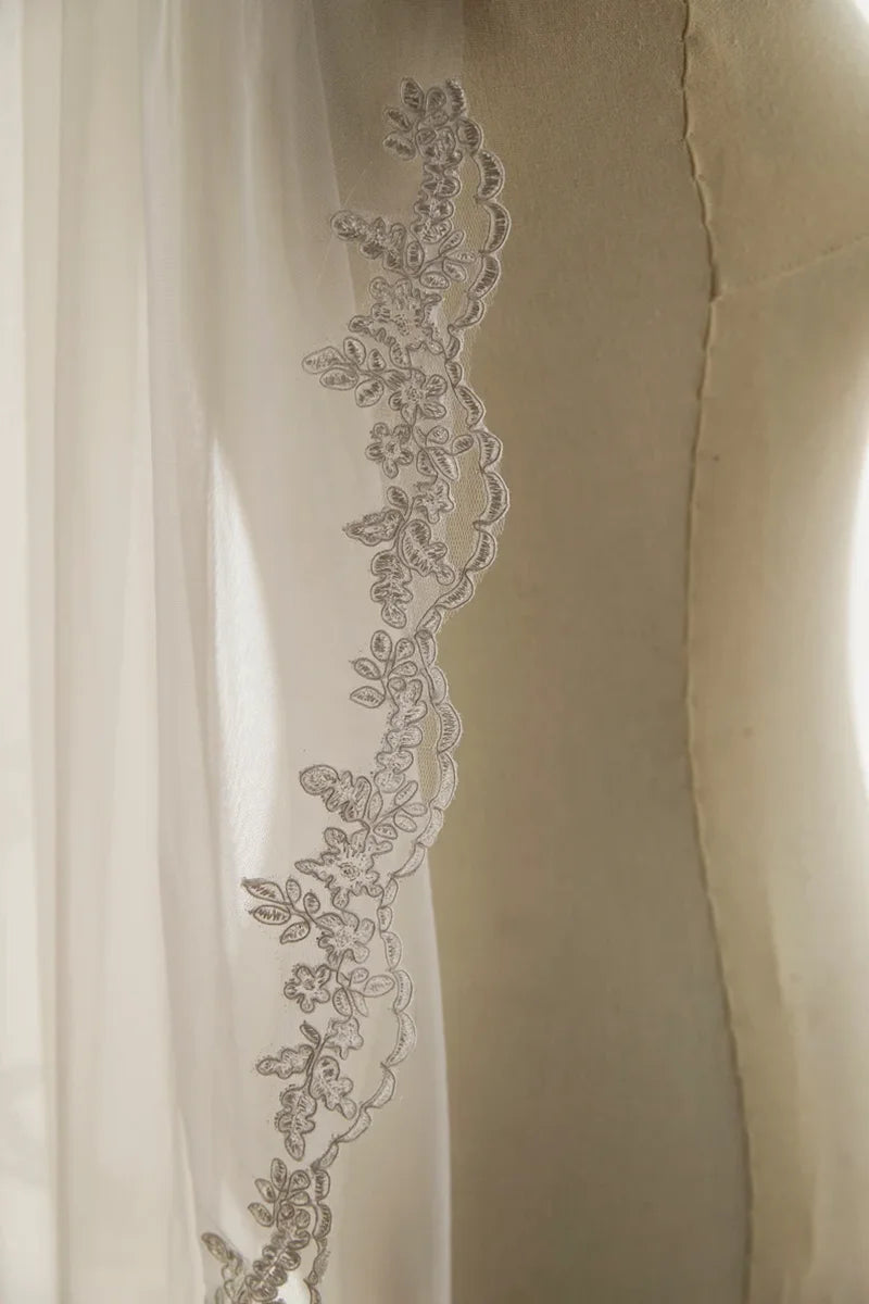 Floral Lace Edge Bridal Veil Fingertip Ivory Wedding Veil