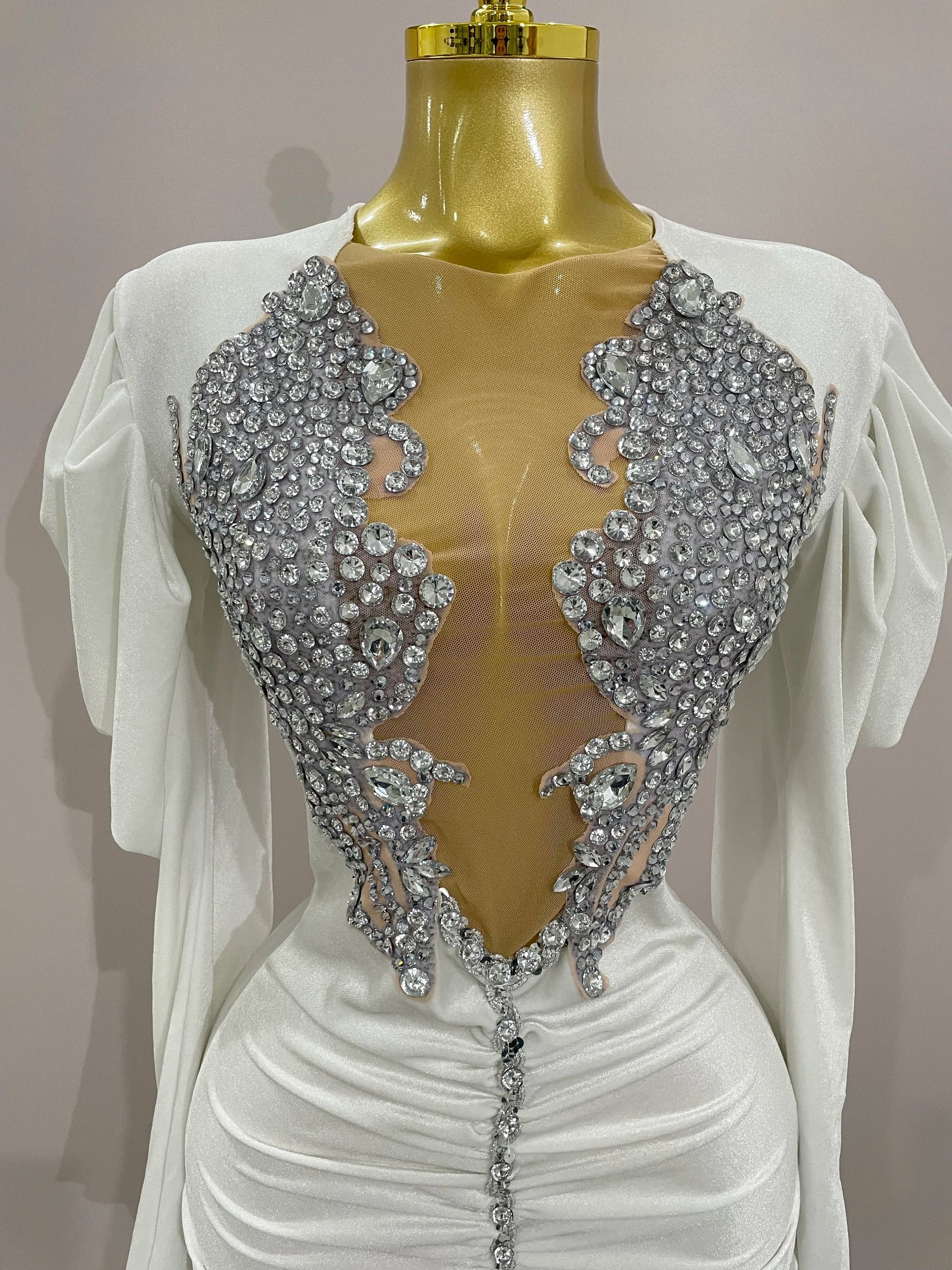 Luxury Sparkly Crystals Sexy Mesh White Velvet Short Dress Women Elegant Evening Prom Birthday Party Dresses Stage Costume
