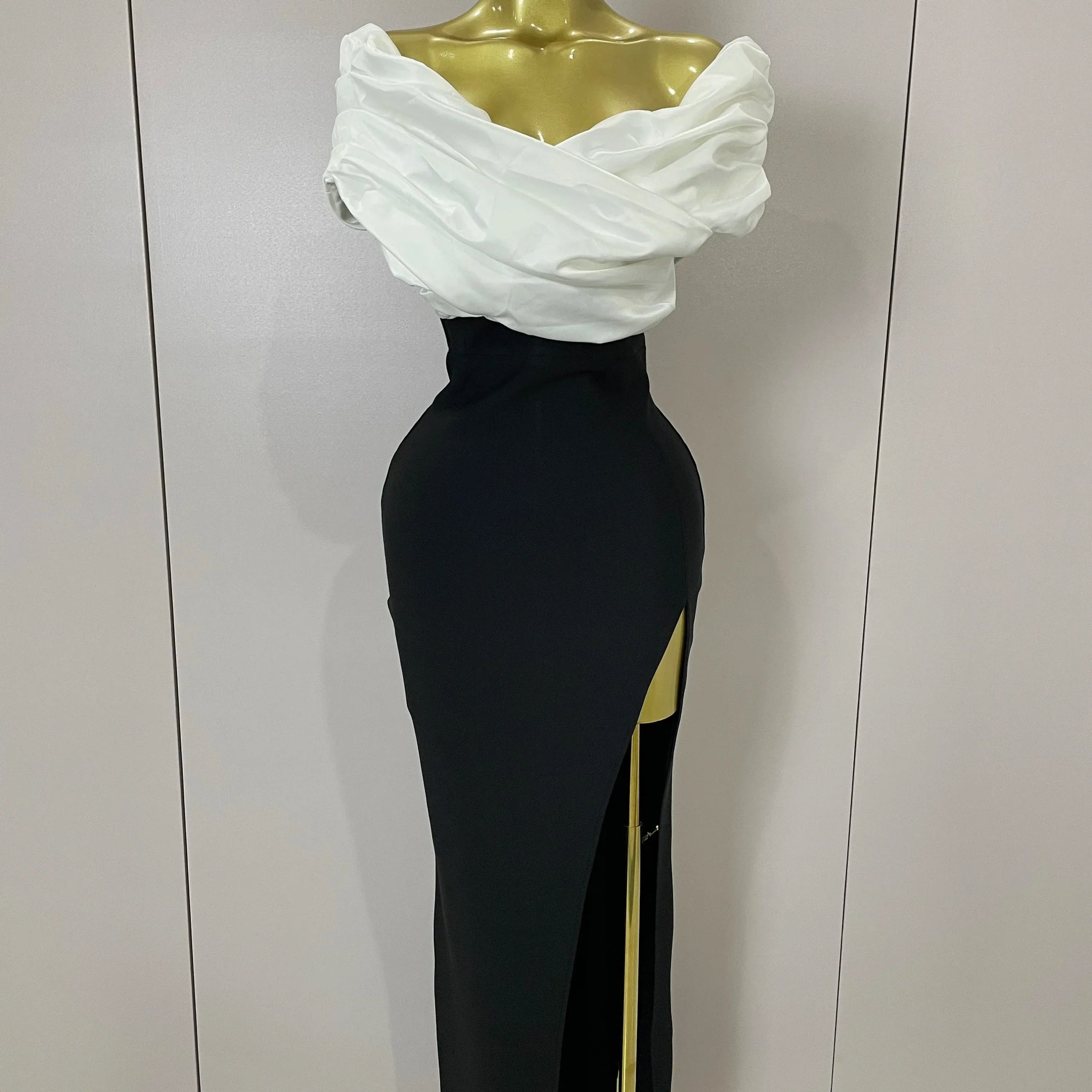 Sexy Off-Shoulder Side Slit Solid Color Pleat Skirt Strapless Bandage Women Evening Luxury Birthday Formal Party Dress WHITE
