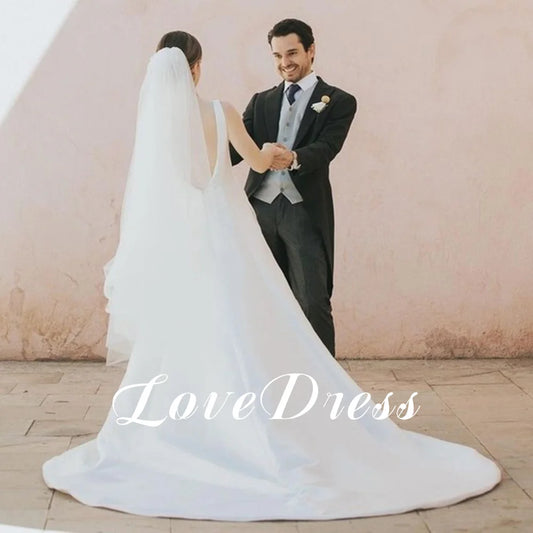 LoveDress Boho O-Neck Sleeveless Wedding Dress With Pockets A-Line Simple Satin Bride Gown Backless Court Train Vestido De novia
