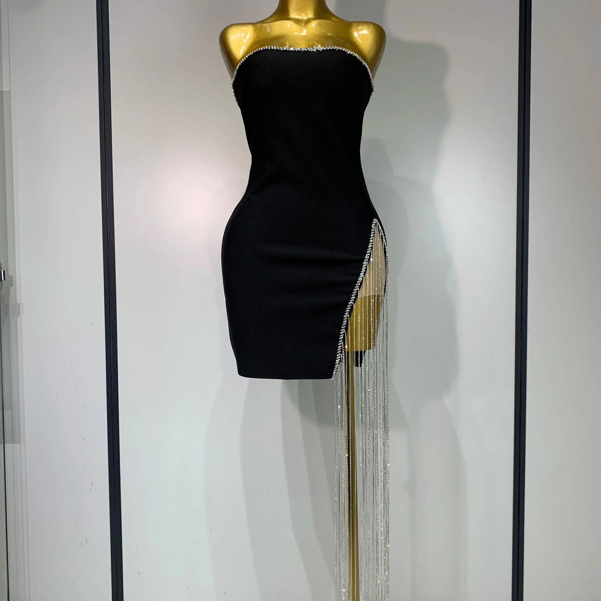 Women Celebrity Sexy Strapless Backless Black Diamond Tassels Mini Bodycon Bandage Dress Elegant Evening Club Party Dresses black