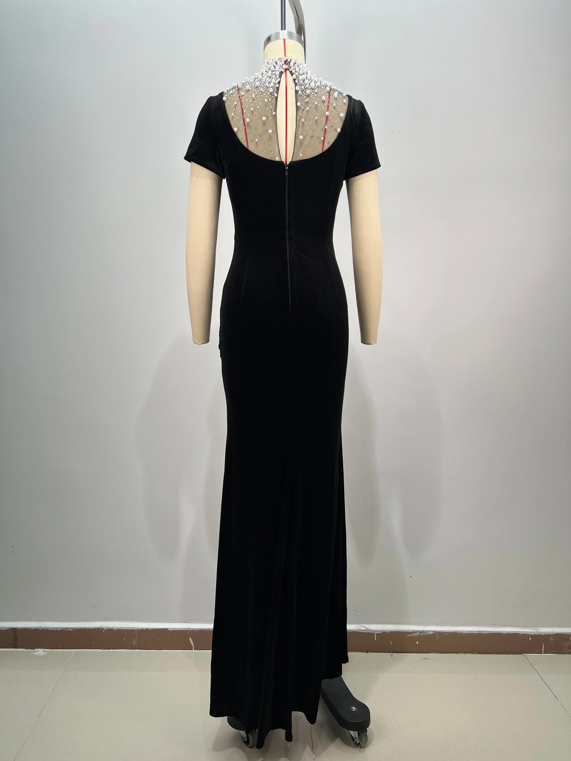 High Quality Women Short Sleeve Pearl Beading Velvet Bodycon Long Dress Elegant Evening Party Celebrate Cocktail Dress