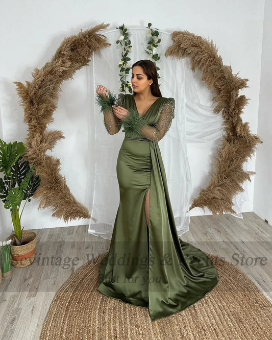 Olive Green Mermaid Evening Dresses Beaded Long Sleeves Prom Gowns With Feathers Side Slit Formal Party Event Gowns