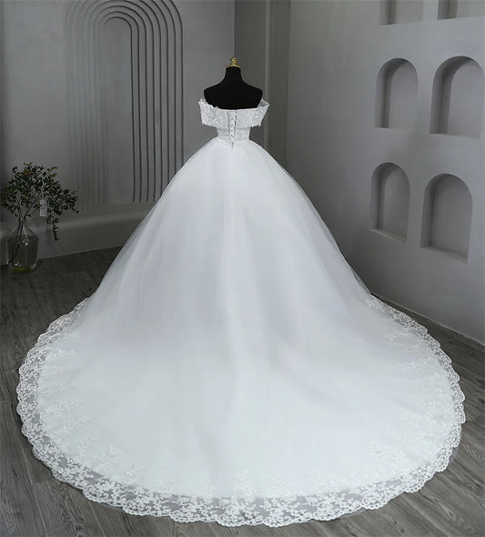 Plus Size White Wedding Dresses Off The Shoulder Wedding Gowns Elegant Long Appliques Pearls Bridal Dress Floor or Long Train