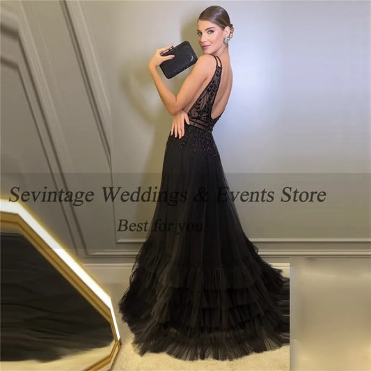 Black A Line Tulle Prom Dresses Deep V-Neck Spaghetti Strap Tiered Evening Gown Formal Women Occasion Party Dress