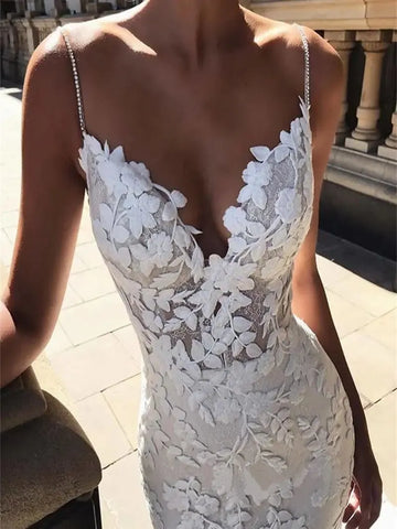 White Elegant Maxi Cocktail Dress with Spaghetti Straps Tulle Fabric Open Back Decal Prom and Wedding Gown White
