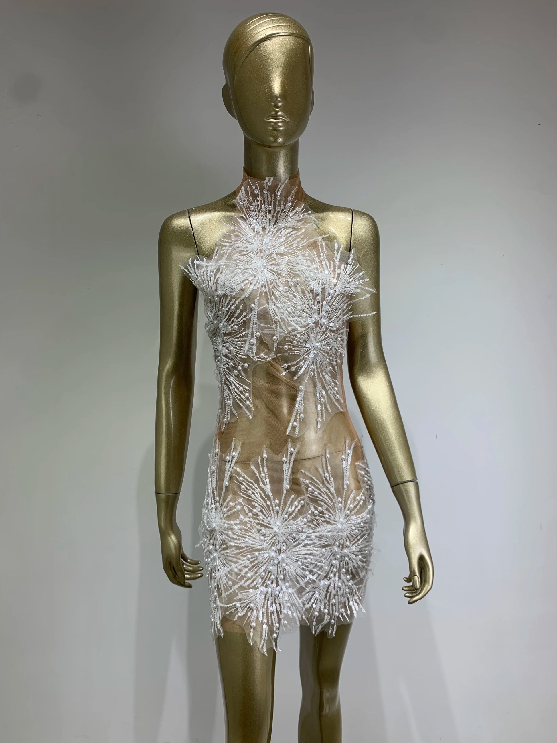 Spring Women Sleeveless Sexy Off the Shoulder Beading Sequins Bodycon Mini Dress Celebrate Fashion Nightclub Party Dress