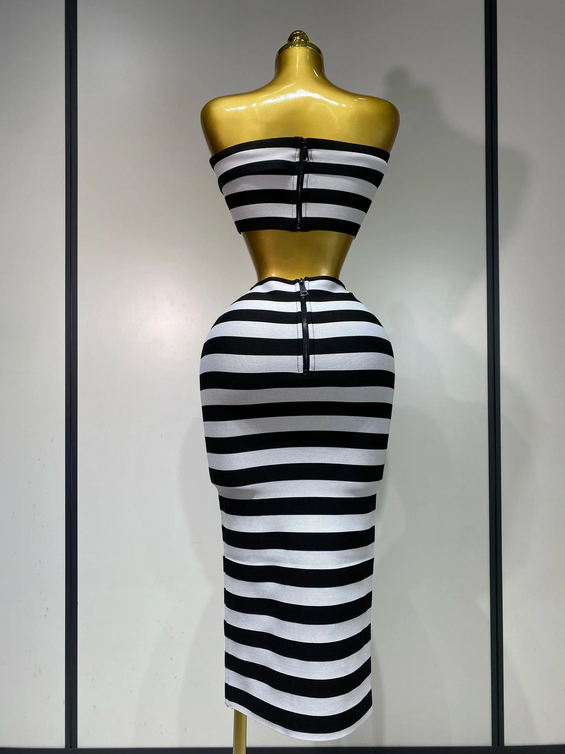 Women Sexy Off Shoulder Striped Button Two Piece Mini Bandage Set Celebrity Designer Evening Party Luxury Birthday Outfit