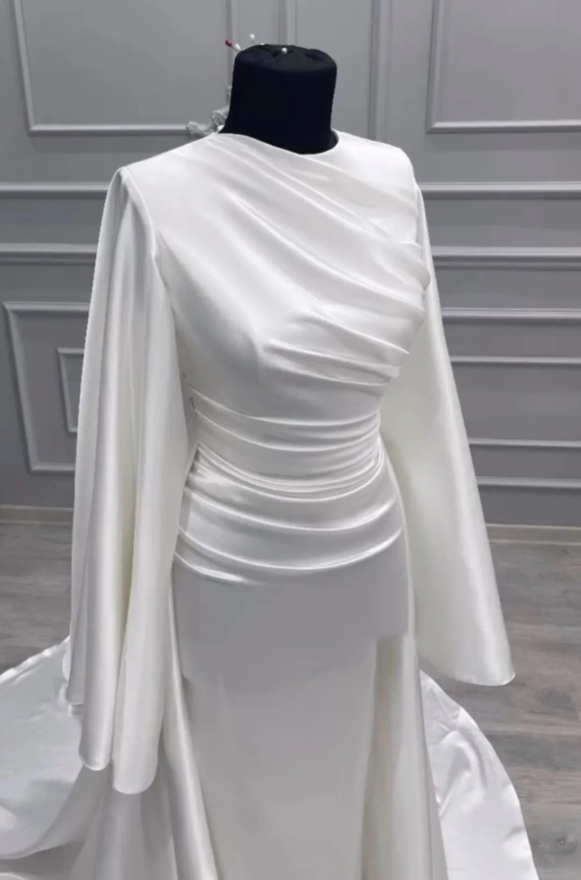 Arabic Wedding Dresses O-Neck Customized Long Sleeves Satin Mermaid Muslim Bridal Gown Vestidos De Novia