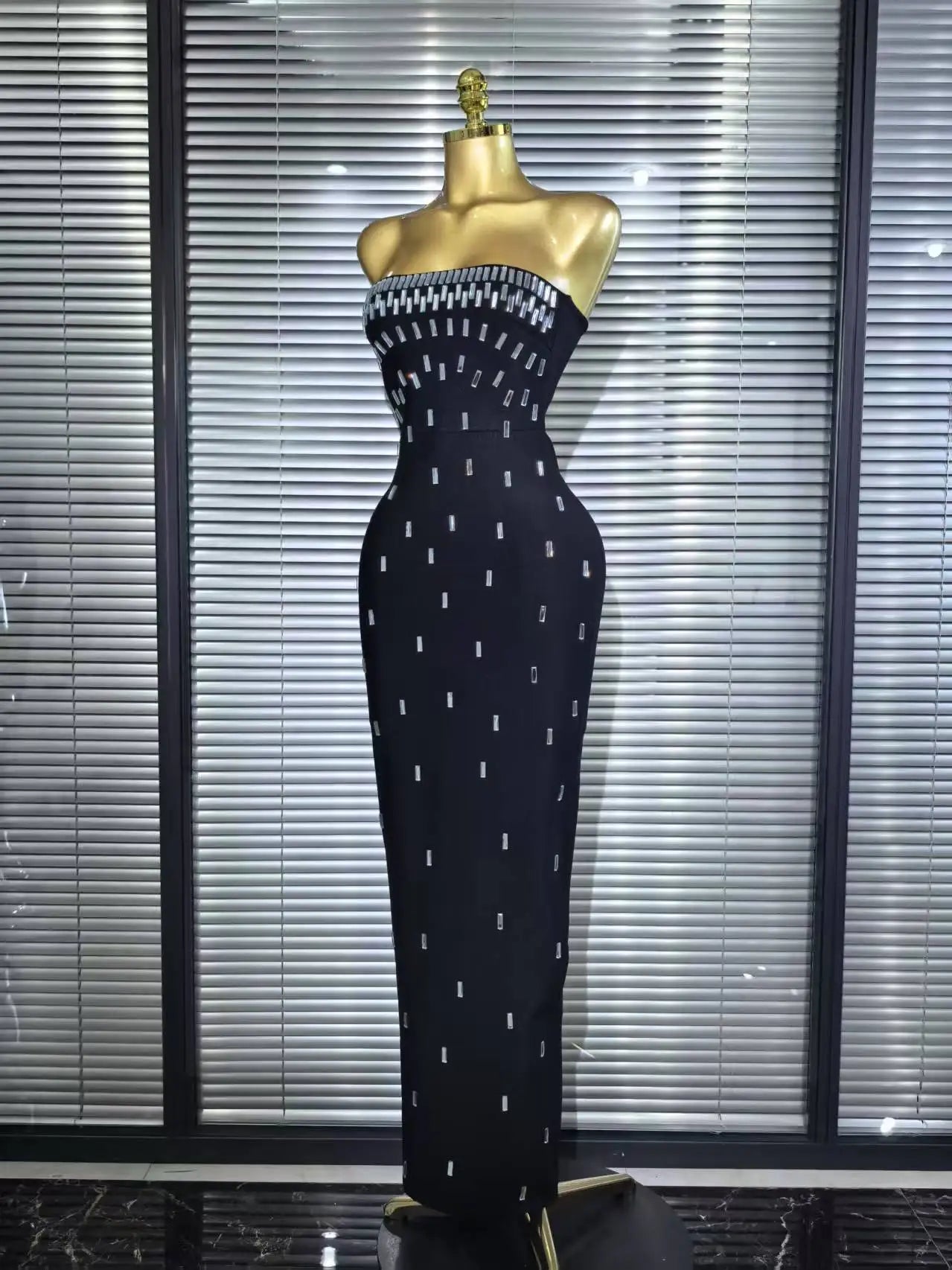 Top Quality Women Sexy Strapless Shinning Crystal Bodycon Long Bandage Dress Elegant Evening Party Cockail Vacation Outfit