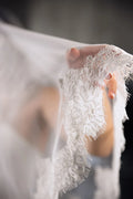 2 Layer Lace Trim Wedding Veil White Off-White Ivory Tulle Bridal Veil with Metal Comb