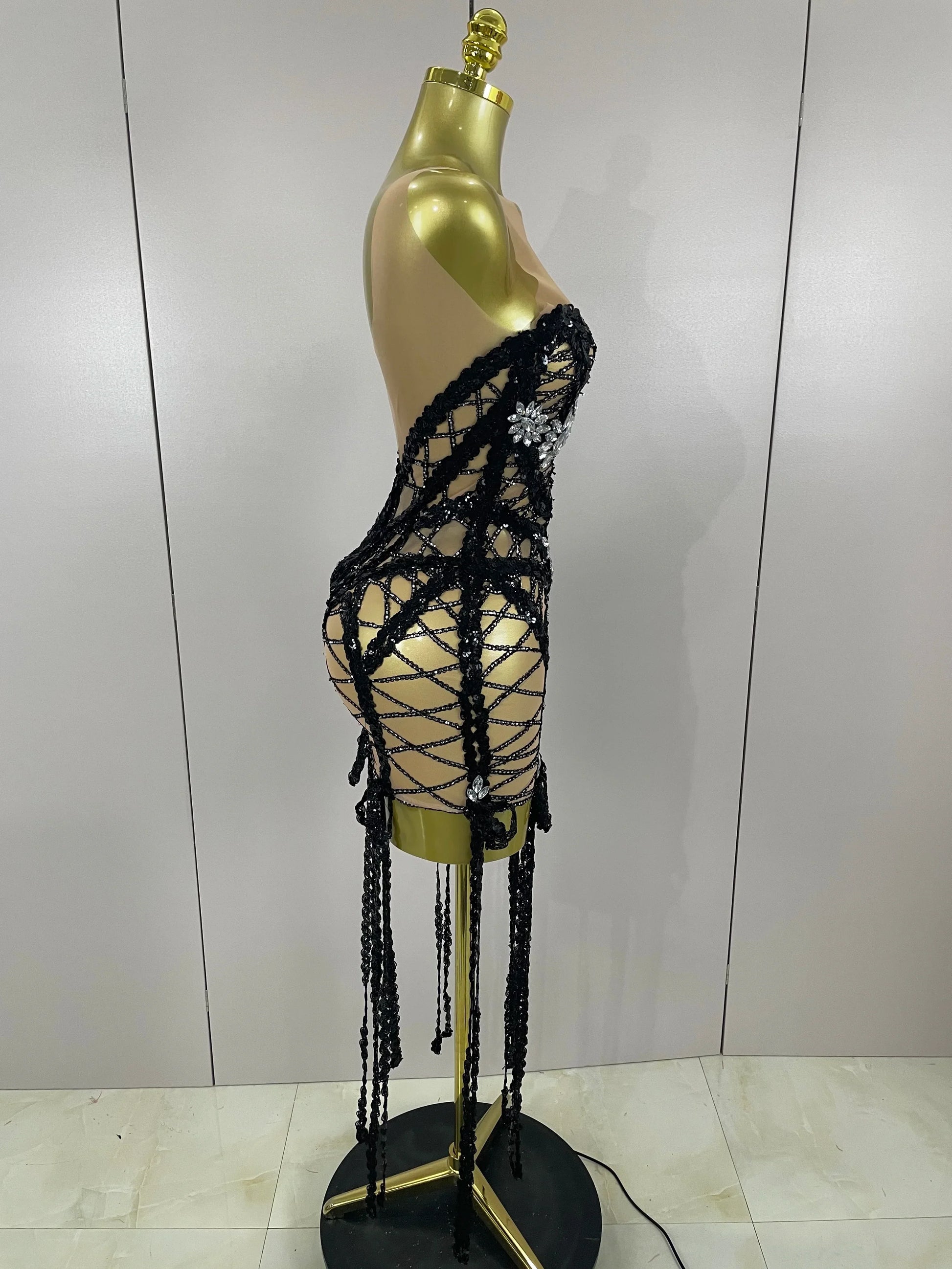 Sparkle Sequins Embroider Diamonds Sleeveless Long Tassel Mini Dress Women Celebrate Evening Birthday Dress Stage Costume