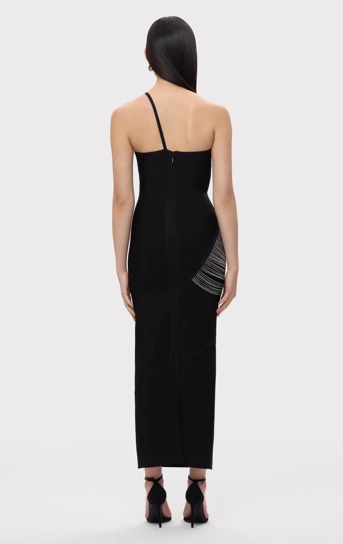 Arrival Women Sexy Halter Off the Shoulder Silver Tassels Bodycon Long Bandage Dress Evening Party Celebrate Cocktail Wear