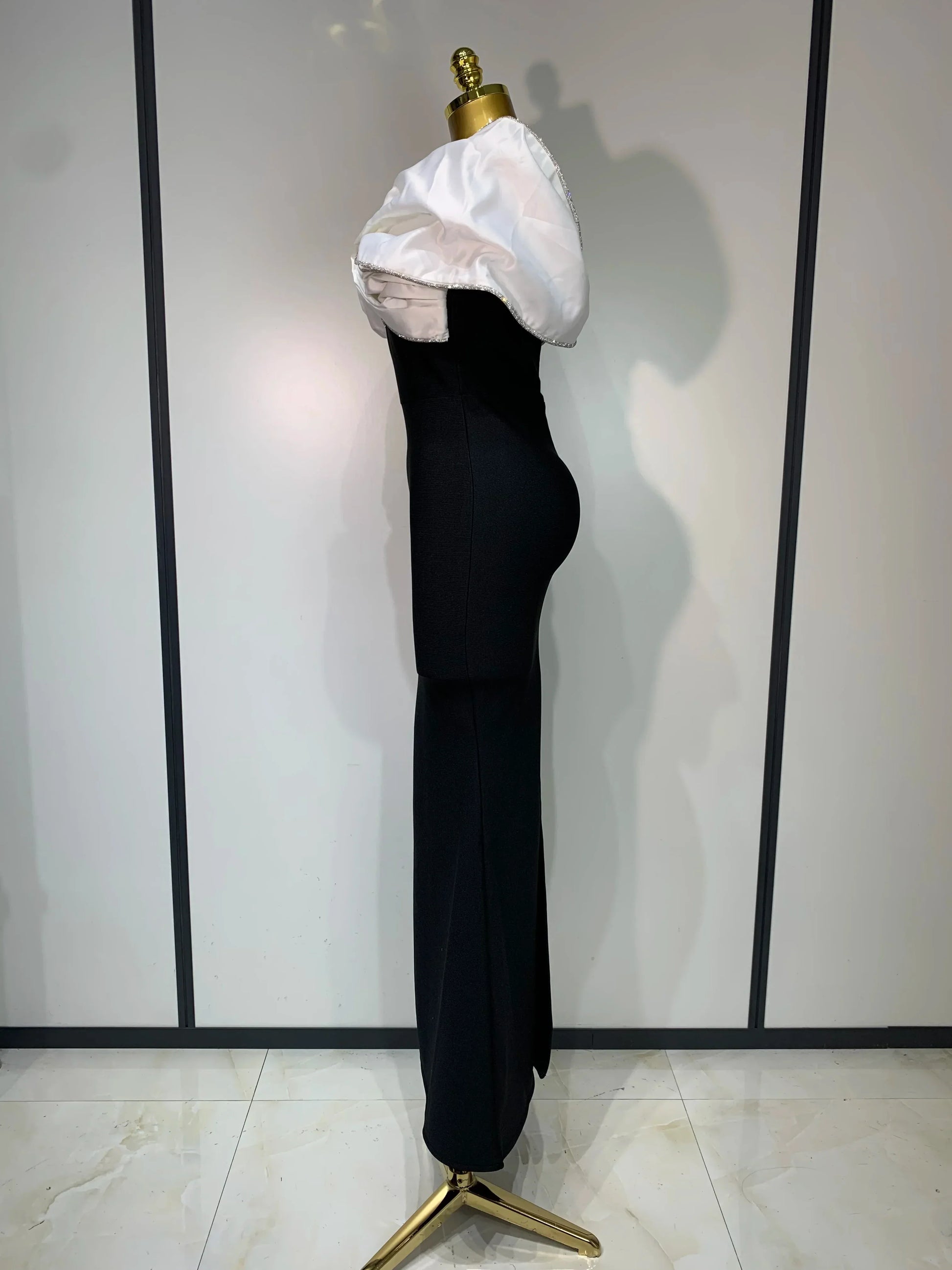 Women Sexy Off Shoulder Rhinestone Bodycon Maxi Long Bandage Dress Celebrity Elegant Evening Party Luxury Birthday Outfit