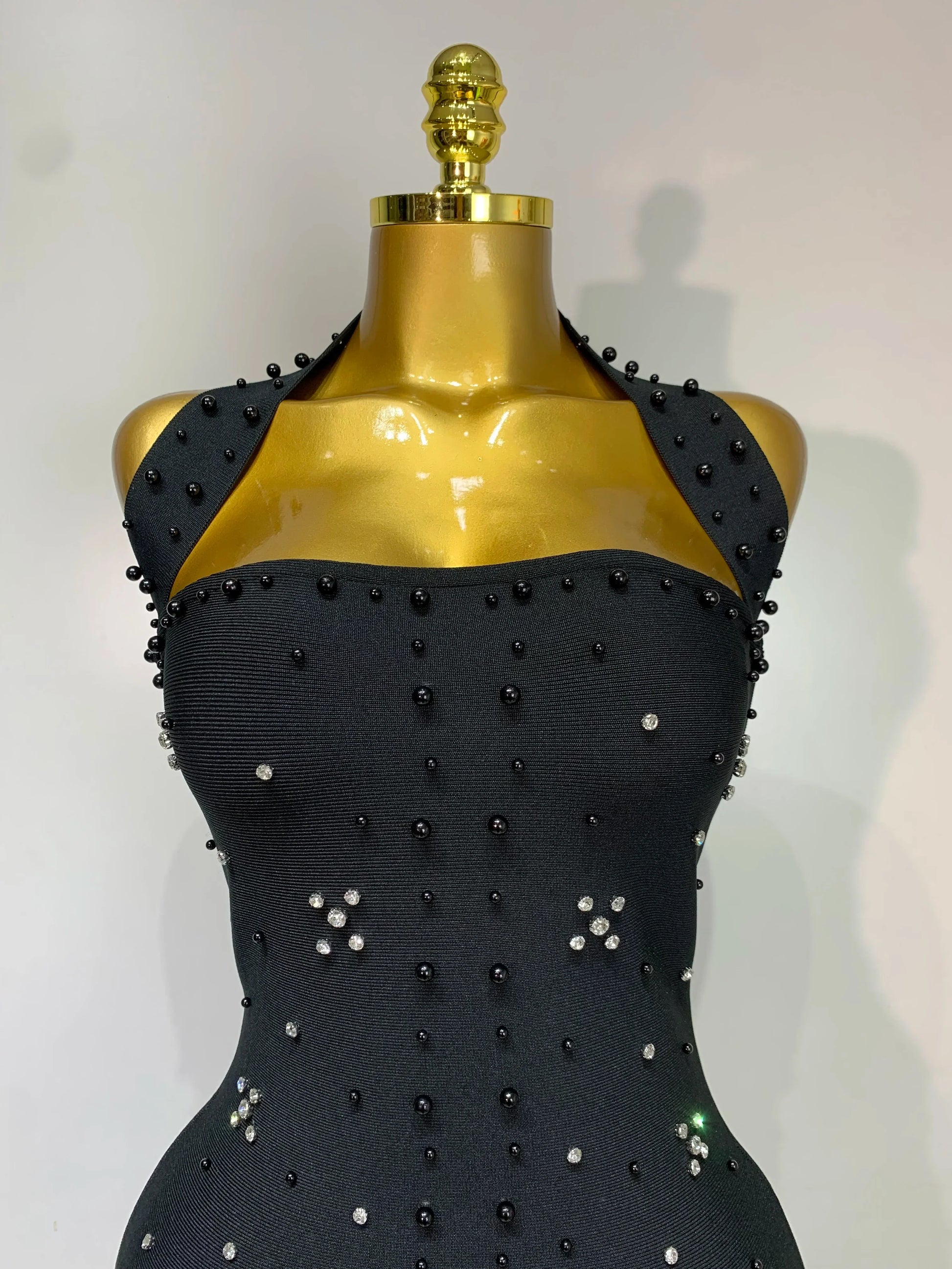 Elegant Sparkly Rhinestone Pearl Halter Backless Bodycon Bandage Long Dress Women Luxury Birthday Evening Party Gowns