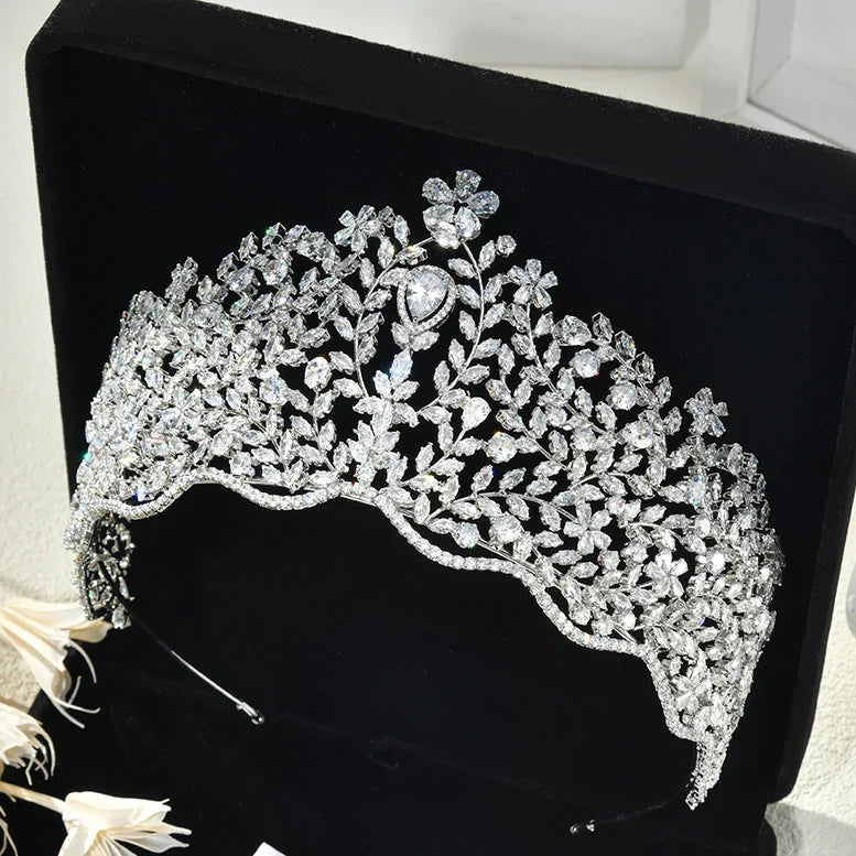 Bridal Hair Jewelry Big Large Zircon Tiaras and Crowns CZ Headpiece For Brides Diadem Crystal Earrings Set Wedding Accessories a