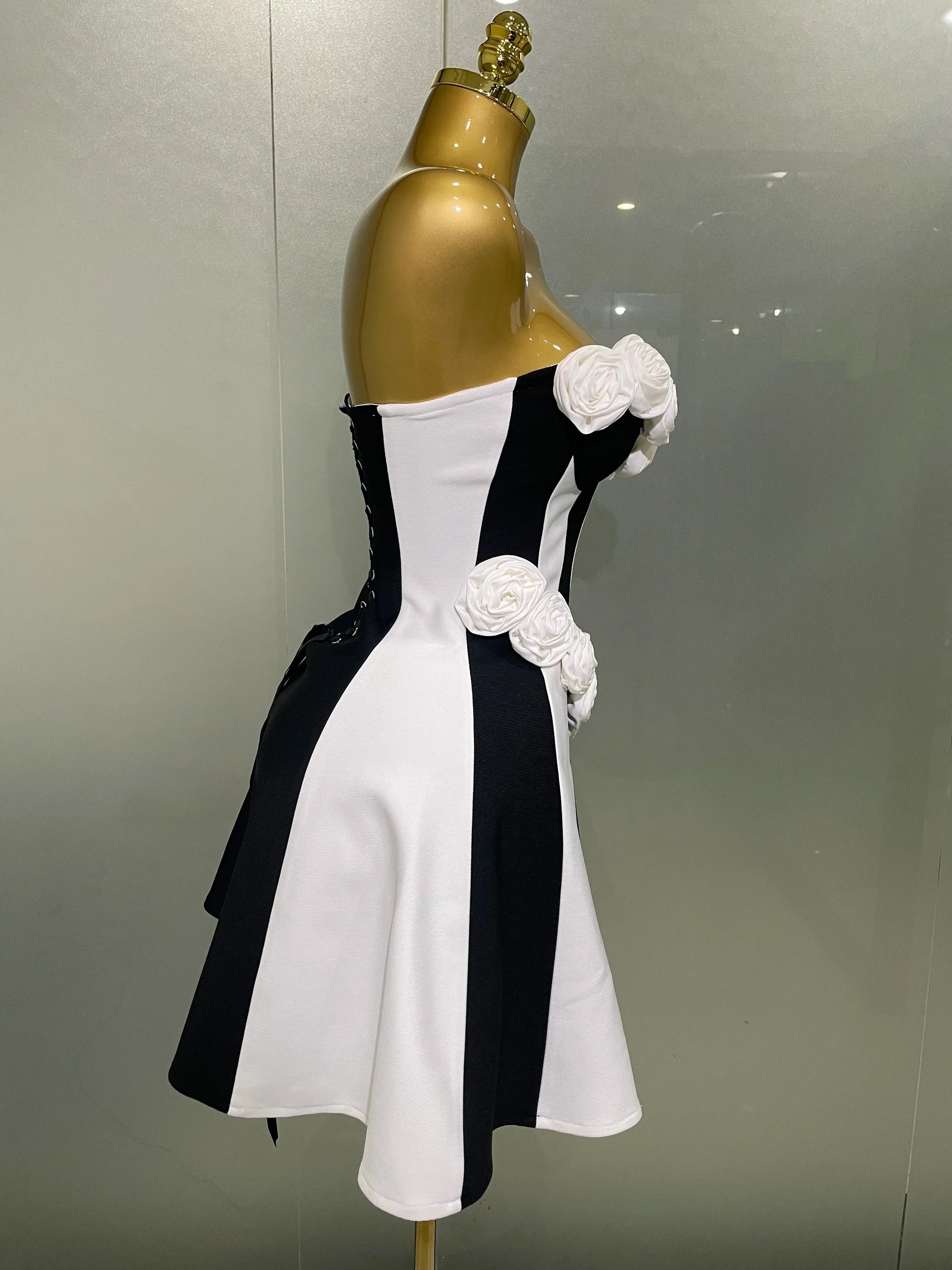Women Flower Decoration Strapless Black White Stripe Bandage Short Dress Cocktail Party Elegant Evening Club Party Dress