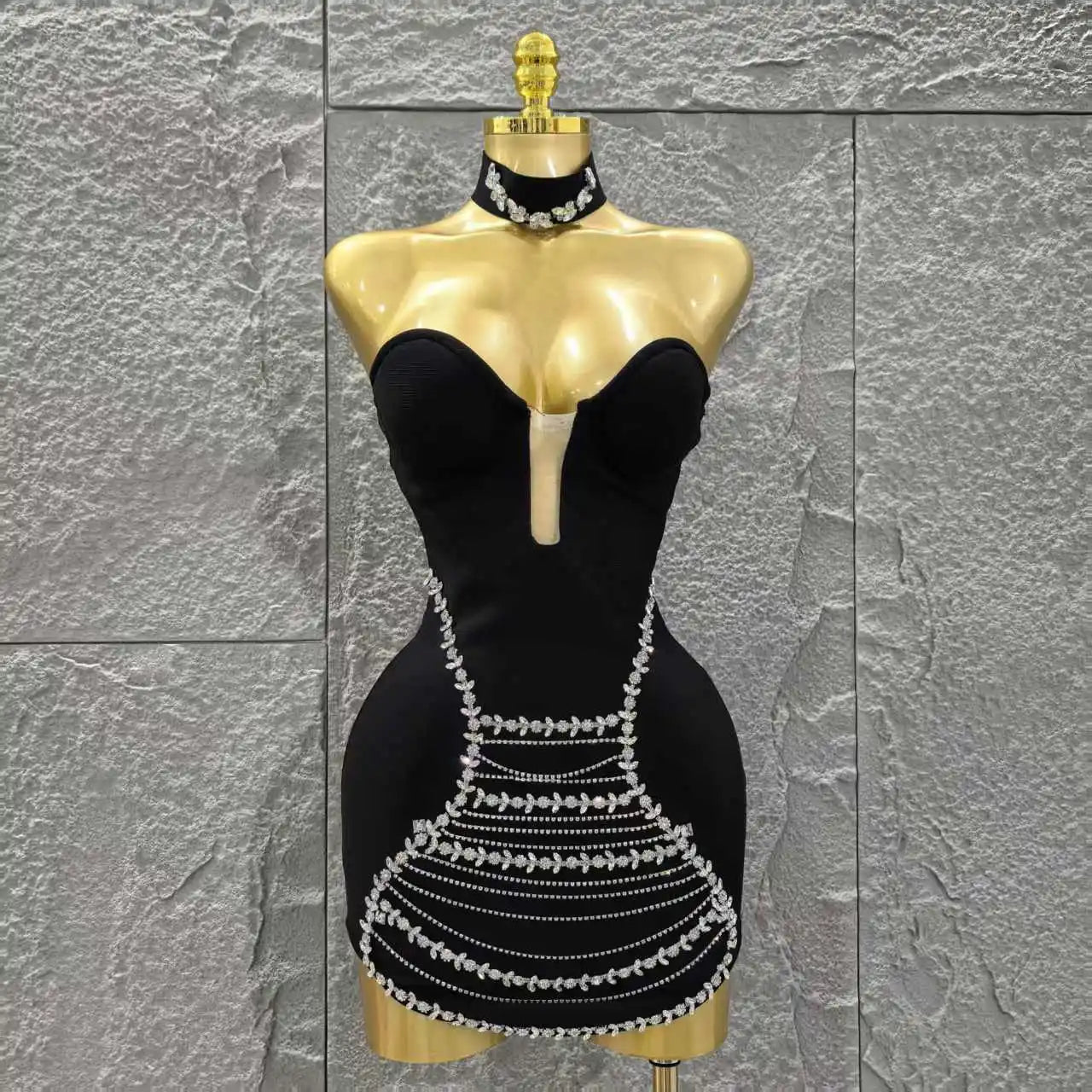 Black Color Women Sexy Strapless Shinning Crystal Bodycon Mini Bandage Dress Necklace Fashion Celebrate Nightclub Party Wear black