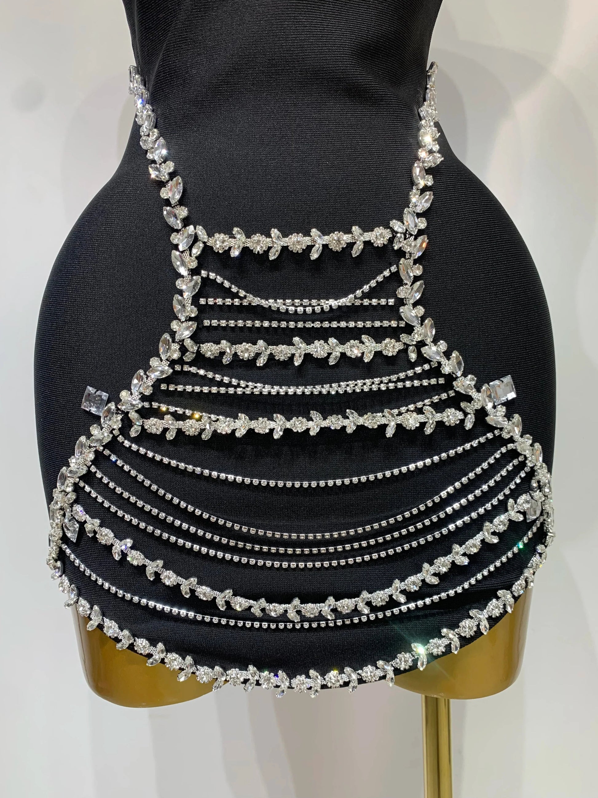 Sparkly Rhinestones Chain Bodycon Strapless Mini Bandage Dress Women Backless Luxury Birthday Evening Party Club Dresses