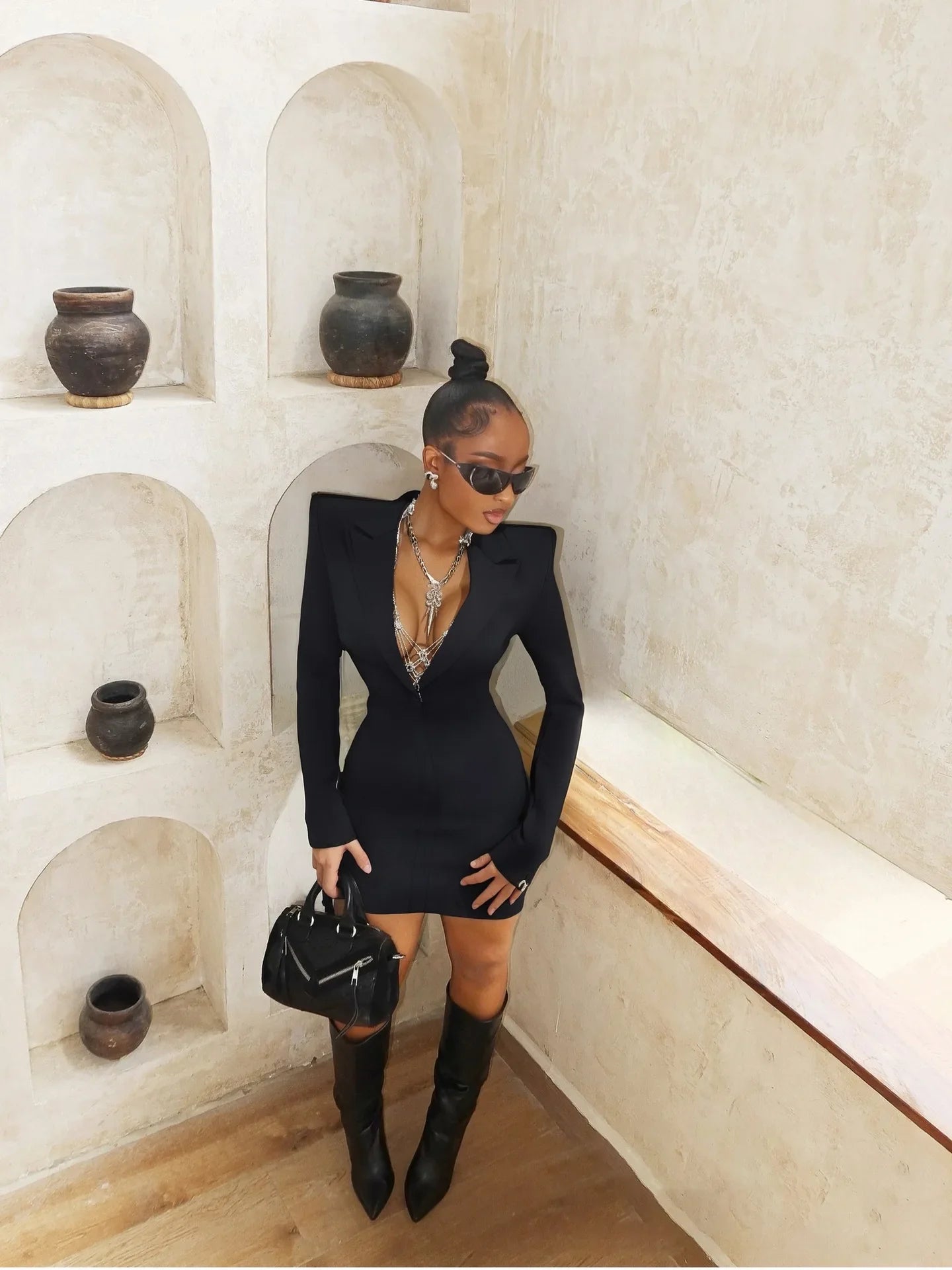Top Quality Women Long Sleeve Deep V-Neck Bodycon Mini Bandage Dress Celebrate Evening Party Nigthclub Birthday Outift