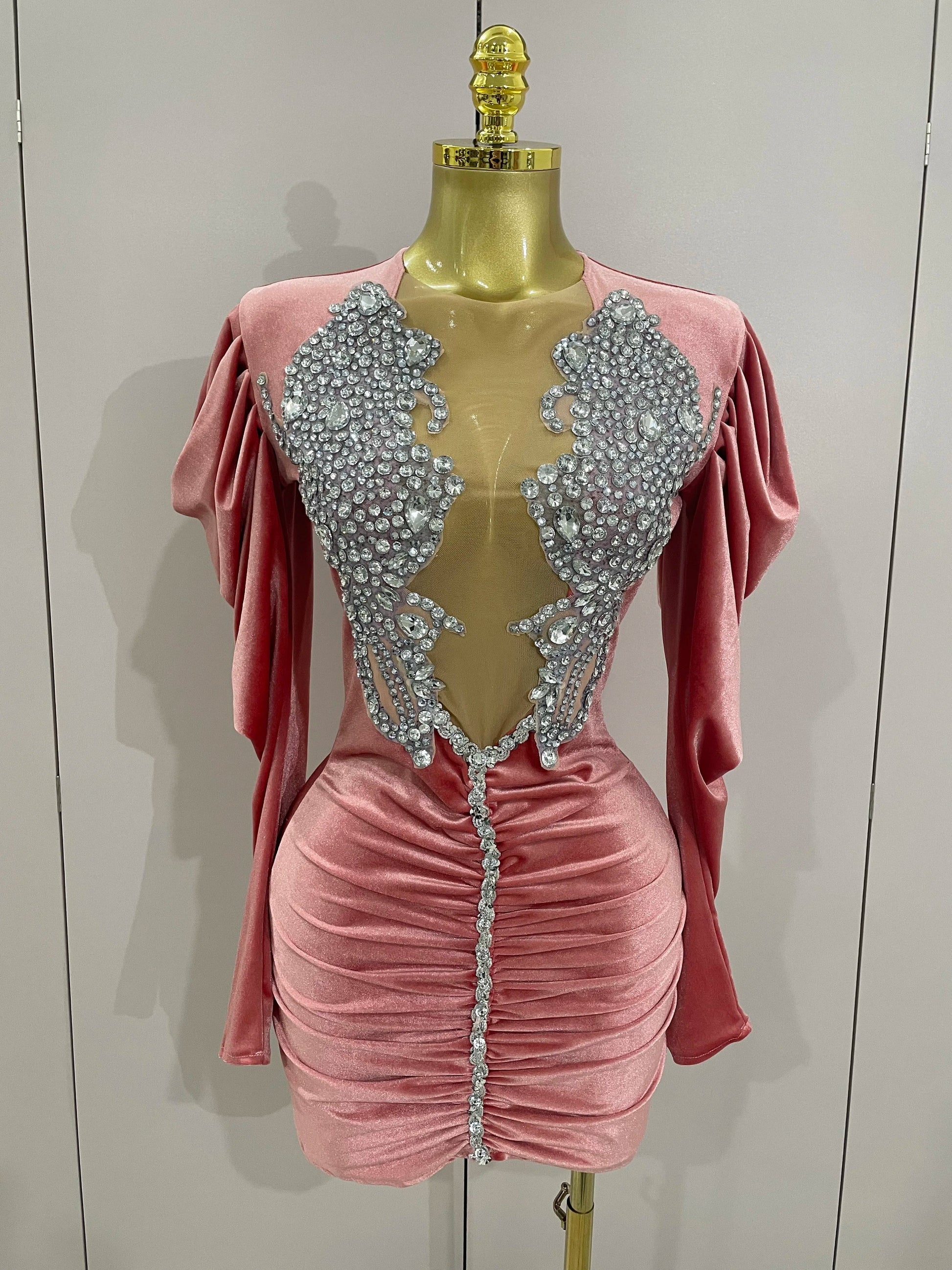 Luxury Sparkly Crystals Sexy Mesh White Velvet Short Dress Women Elegant Evening Prom Birthday Party Dresses Stage Costume Pink