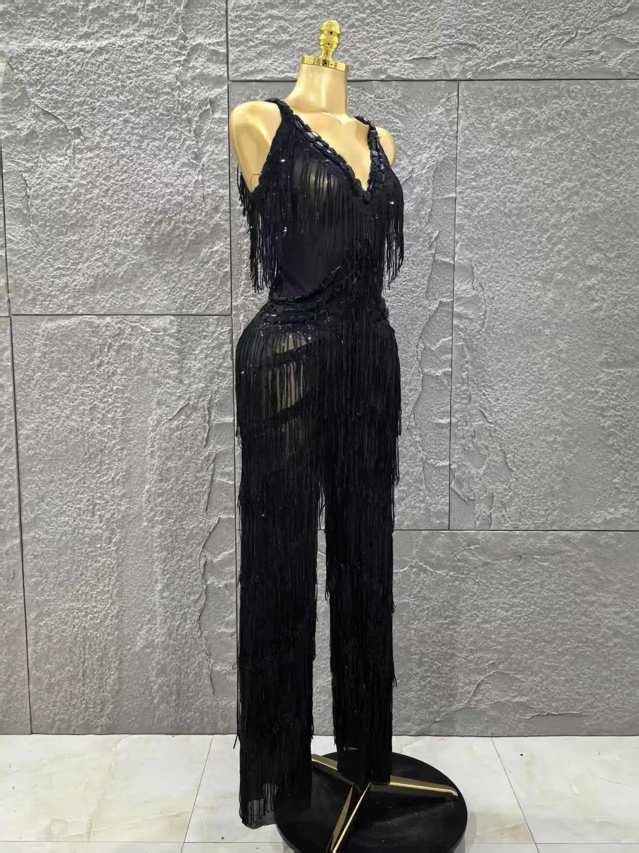 Black Color Women Sleeveless Sexy V-Neck Shinning Tassels Bodycon Jumpsuit Celebrate Birthday Party Peformance Stage Wear
