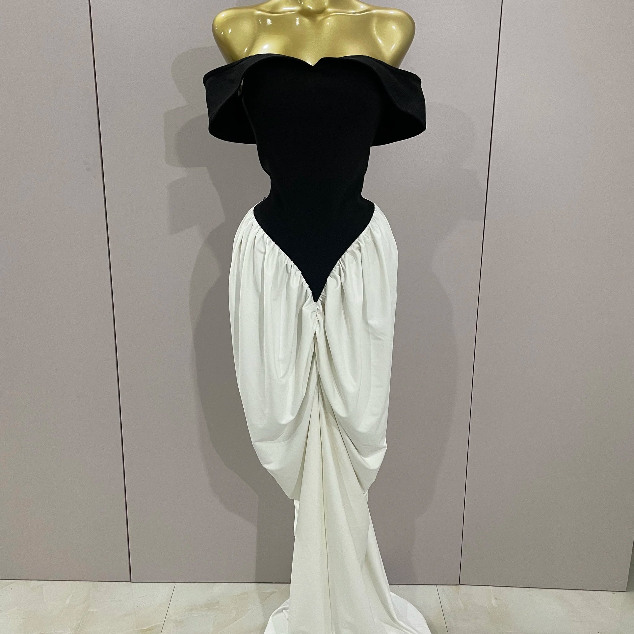 Sexy V Neck off-The-Shoulder Black And White Splicing Mermaid Floor-length dress Women Formal Evening Birthday Party Dress black
