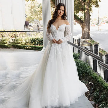 A-Line White Tulle Wedding Dress Long Sleeve Sweetheart Neckline Floor-Length Bridal Gown Custom Made Ivory
