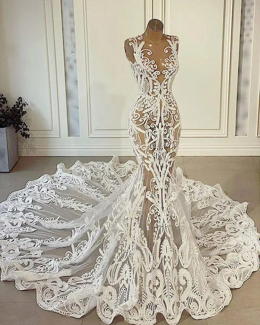 Sexig sjöjungfru bröllopsklänningar spetsar applikationer ärmlös illusion bodice o-hals sveptåg skräddarsydd vestido de novia
