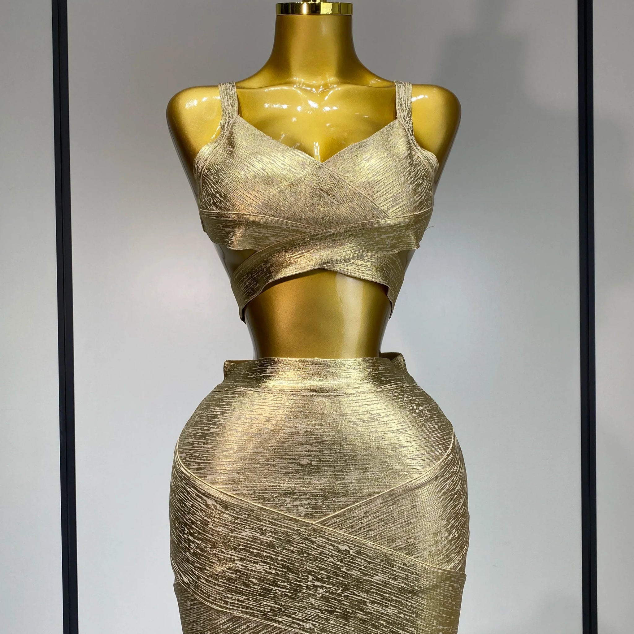 New Summer Sexy V Neck Gold Bandage Two Pieces Set Women Charming Celebrity Bodycon Skirt Suits Club Birthday Vestido Gold