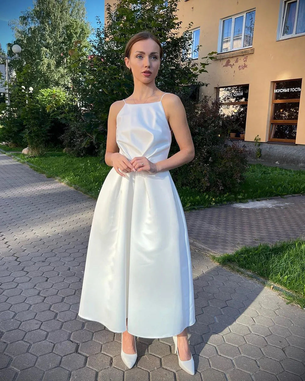 MSIKOODS Einfacher eine Linie Satin Hochzeitskleid Halfter Tee Länge Braut Kleid Verlobung Banqut Party Kleid Robe de Marie