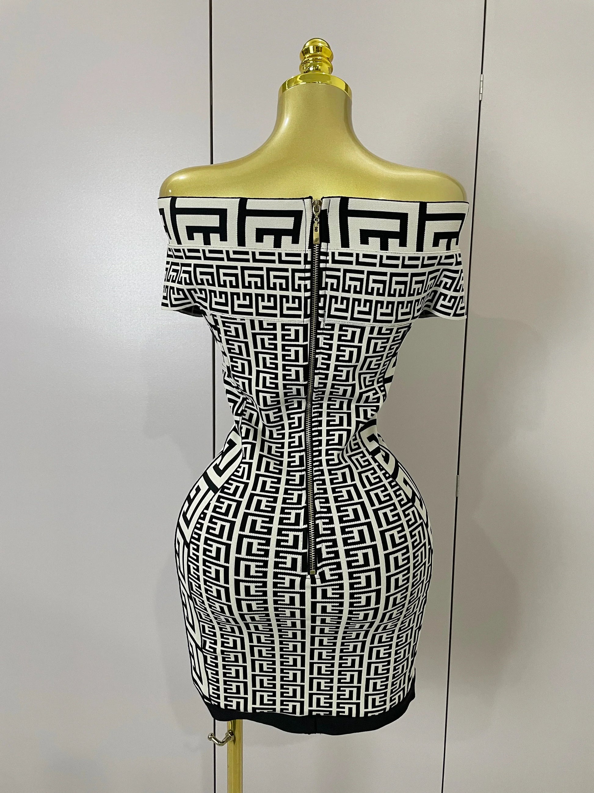 Women Sexy Jacquard Slash Neck Off Shoulder Bodycon Mini Bandage Dress Elegant Evening Birthday Party Dress