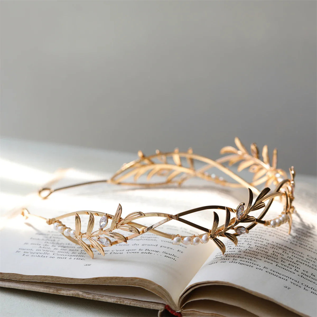 Bridal Hair Jewelry Vintage Gold Color Tiara Pearl Zircon Headband Headpiece Brides Leaf Hairband Headwear Wedding Accessories