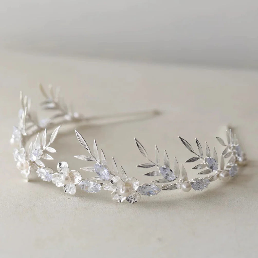 Bridal Hair Jewelry Pearl Crystal Tiara Headband Leaf Flower Headpiece For Brides Silver Color Headdress Wedding Accessories a