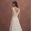 Sleeveless Wedding Dresses with Timeless Sophistication