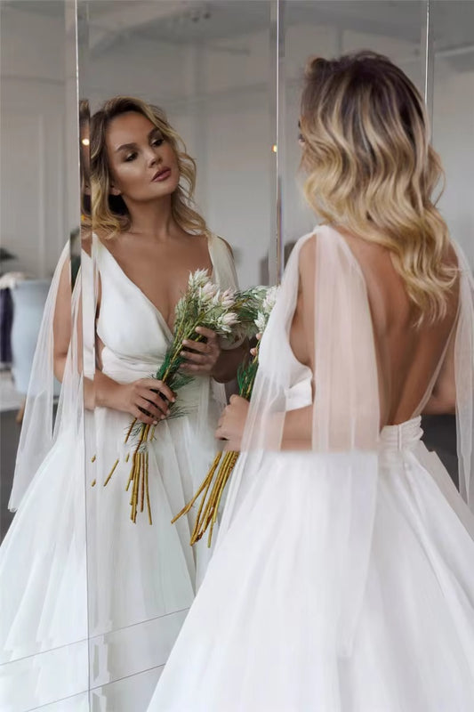 Deep V-neck Organza and Tulle Plus Size Wedding Dress Sexy Backless 28W Bridal Gowns Simple