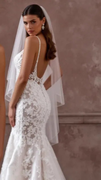 Sexy Mermaid Wedding Dress with a Deep V-Neck for a Bold Bridal Style