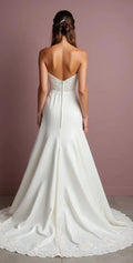 Mermaid Wedding Dress with Ruffle Details for a Dramatic Effect
