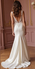 Mermaid Bridal Gown with Romantic Details for a Dreamy Wedding