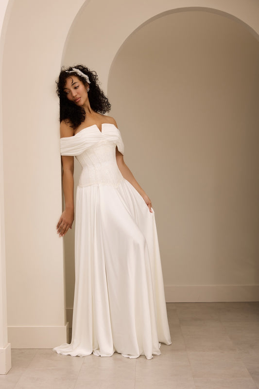 Elegant Chiffon Wedding Dresses Off Shoulder Pleated Wedding Party Prom Gown - Camilla's