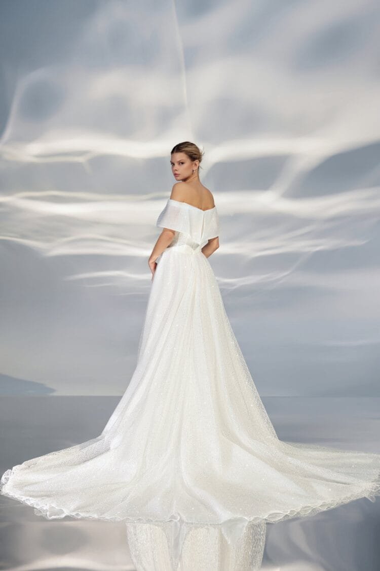 Ethereal Off-Shoulder A-Line Wedding Gown with Sweetheart Neckline and a Natural Waistline for a Romantic and Timeless Bridal Look