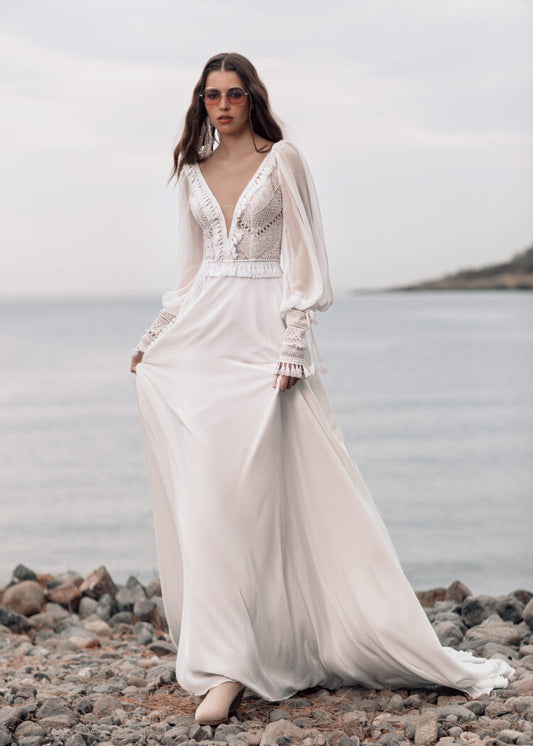 Enchanting A-Line Beach Bridal Gown with Long Sleeves, V-Neckline & Flattering Natural Waistline for a Breathtaking Boho Look