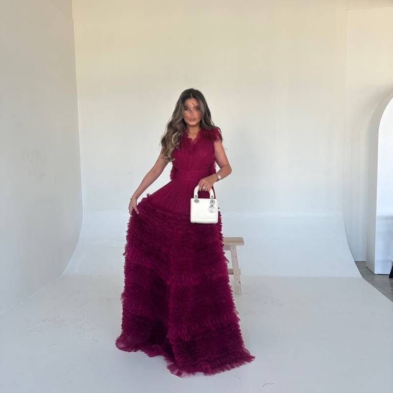 Elegant Fushia Prom Dress Tulle A-Line V-Neck Cap Sleeves Tiered Formal Evening Dress Floor Length Party Gown