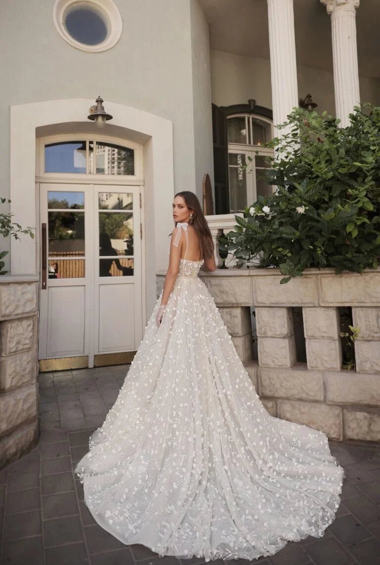 Elegant A-Line Wedding Gown with a Voluminous Skirt, Delicate Straps, Boat Neckline, and Exquisite Lace Embellishments – Romantic Bridal Dress