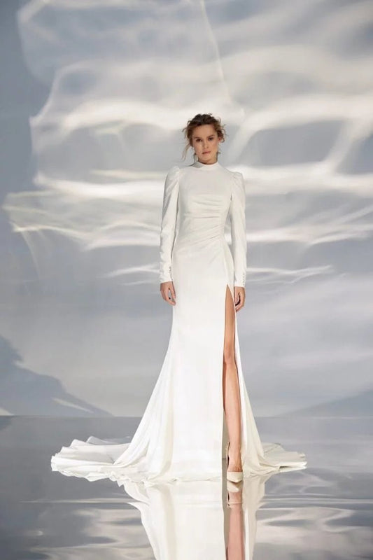 Elegant A-Line Wedding Gown with Long Sleeves, High Neckline, and a Flattering Natural Waistline – Minimalist Bridal Dress